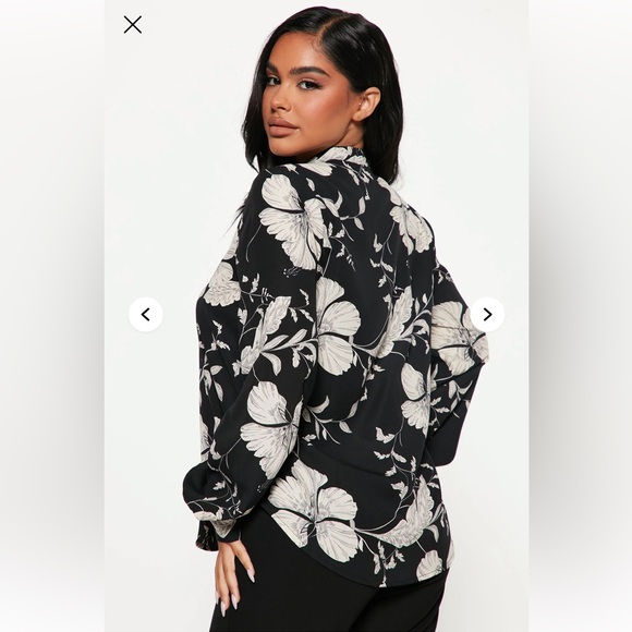 *BRAND NEW/ UNUSED* Women’s FashionnFloral Emotions Button Down Black Top- Small - Picture 3 of 11